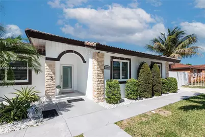 12485 SW 220th St, Miami, FL 33170 - Photo 2
