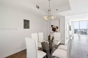500 Brickell Ave, Miami, FL 33131 - Photo 8