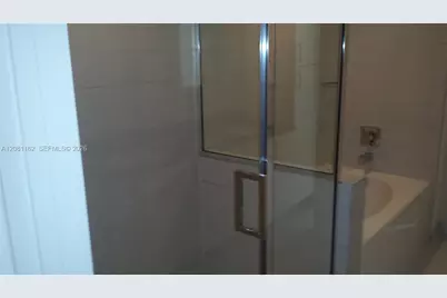 999 SW 1st Ave #2305, Miami, FL 33130 - Photo 6