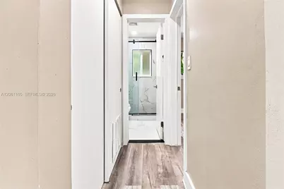 1621 NE 25th St #1621, Wilton Manors, FL 33305 - Photo 10