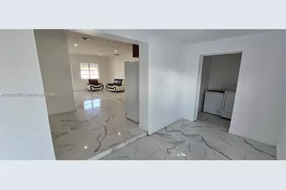 12140 SW 218th St, Miami, FL 33170 - Photo 10