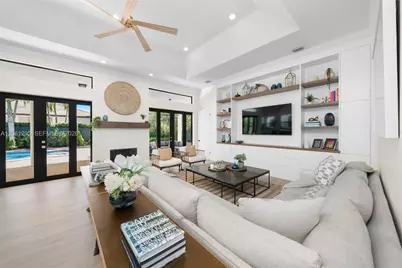7250 SW 99th St, Pinecrest, FL 33156 - Photo 2