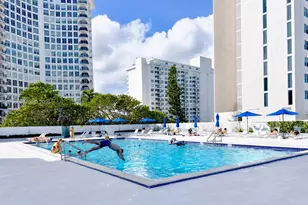 5601 Collins Av, Miami Beach, FL 33140 - Photo 10