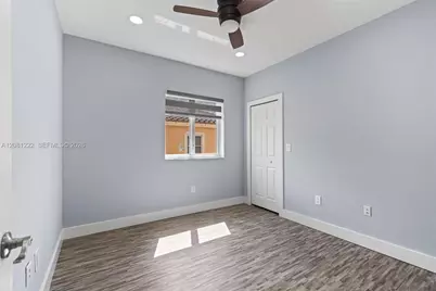 16570 SW 70th St, Miami, FL 33193 - Photo 58