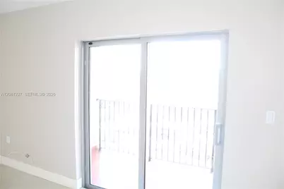 6780 W 2nd Ct #401, Hialeah, FL 33012 - Photo 8