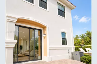 103 Gramercy Square Dr, Delray Beach, FL 33484 - Photo 12