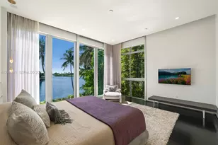 9407 E Broadview Dr, Bay Harbor Islands, FL 33154 - Photo 12