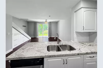 1606 Veracruz Ln, Weston, FL 33327 - Photo 6
