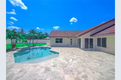 5780 Sun Pointe Circle, Boynton Beach, FL 33437 - Photo 14