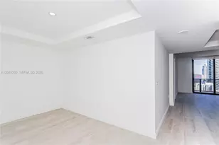 45 SW 9th St, Miami, FL 33130 - Photo 4
