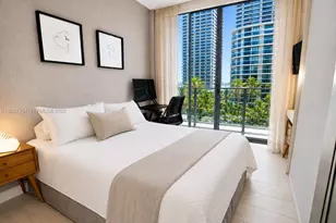 55 SW 9th St, Miami, FL 33130 - Photo 18