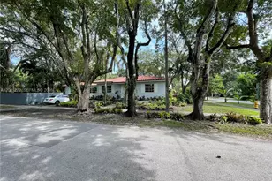 2935 Calusa St, Miami, FL 33133 - Photo 8