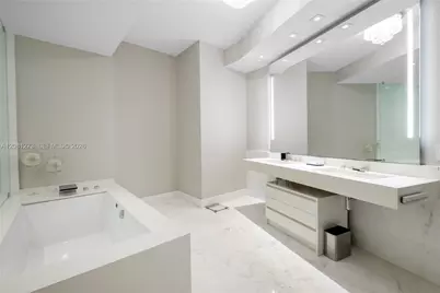 18555 Collins Ave #1505, Sunny Isles Beach, FL 33160 - Photo 14