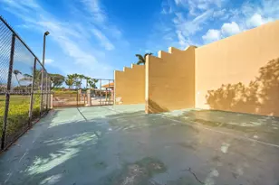 390 NW 86th Ct, Miami, FL 33126 - Photo 22