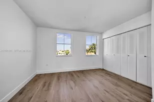 390 NW 86th Ct, Miami, FL 33126 - Photo 14