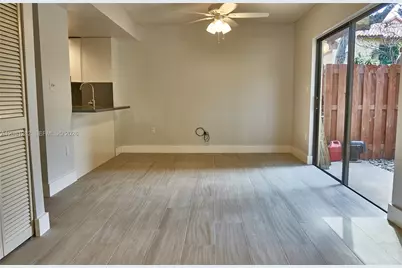 10042 SW 77th Ct, Miami, FL 33156 - Photo 6