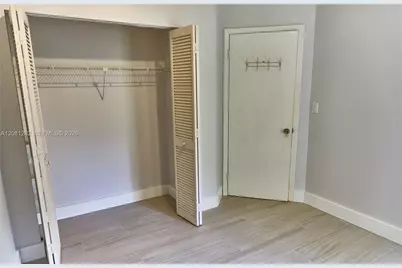 10042 SW 77th Ct, Miami, FL 33156 - Photo 12