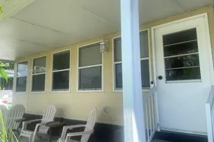 21711 NW 8th Ct, Pembroke Pines, FL 33029 - Photo 2