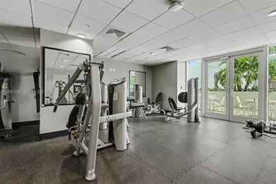2275 Biscayne Blvd #1004, Miami, FL 33137 - Photo 28