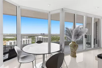 21055 Yacht Club Dr #2807, Aventura, FL 33180 - Photo 16