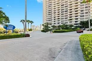 2500 Parkview Dr, Hallandale Beach, FL 33009 - Photo 24