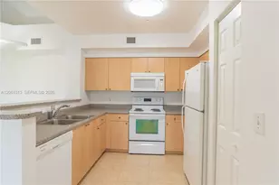 7920 N Nob Hill Rd, Tamarac, FL 33321 - Photo 1