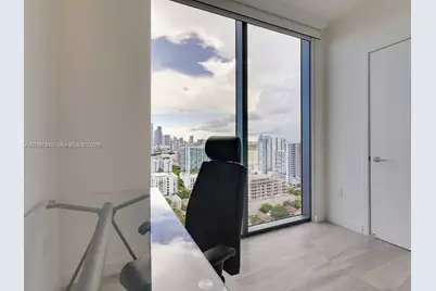 460 NE 28th St #2008, Miami, FL 33137 - Photo 18