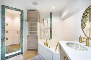 5445 Collins Ave, Miami Beach, FL 33140 - Photo 22