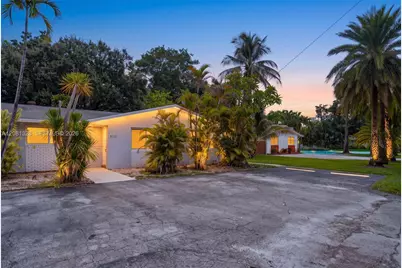 4750 SW 66th Ter #4750, Davie, FL 33314 - Photo 2