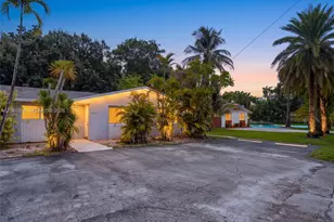 4750 SW 66th Terrace, Davie, FL 33314 - Photo 2