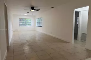 1311 NE Ne 157 St, North Miami Beach, FL 33162 - Photo 16