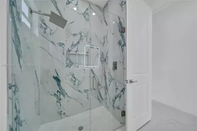 2318 NW Nw 30th Ter, Cape Coral, FL 33993 - Photo 34