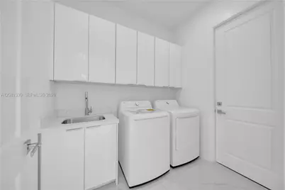 2318 NW Nw 30th Ter, Cape Coral, FL 33993 - Photo 38