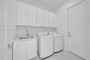 2318 NW Nw 30th Terrace, Cape Coral, FL 33993 - Photo 38