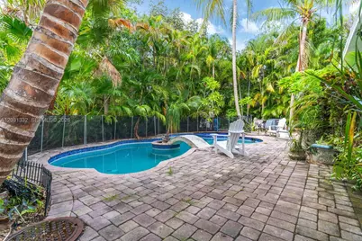 2407 Washington St, Hollywood, FL 33020 - Photo 28