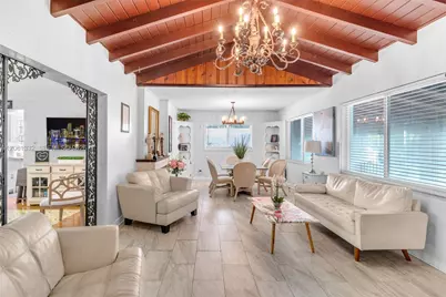 2407 Washington St, Hollywood, FL 33020 - Photo 10