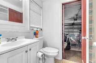 2407 Washington St, Hollywood, FL 33020 - Photo 26
