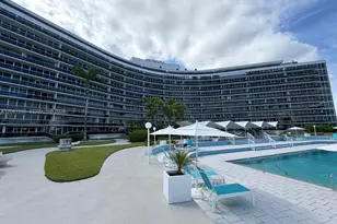 900 Bay Dr, Miami Beach, FL 33141 - Photo 1