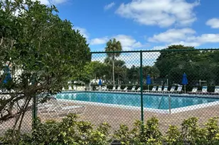 300 Gardens Dr, Pompano Beach, FL 33069 - Photo 4
