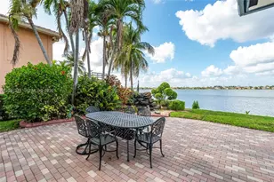 18633 SW 24th St, Miramar, FL 33029 - Photo 4