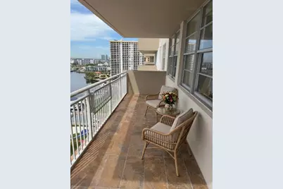 250 174th St #1420, Sunny Isles Beach, FL 33160 - Photo 10