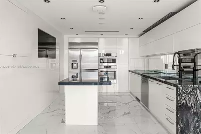 92 SW 3rd St #4003-04, Miami, FL 33130 - Photo 16