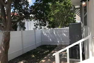 821 SW 29th Ct, Miami, FL 33135 - Photo 12