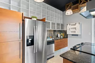 10 SW South River Dr, Miami, FL 33130 - Photo 4