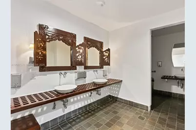 10 SW South River Dr #715, Miami, FL 33130 - Photo 36