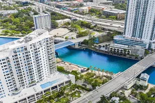 10 SW South River Dr, Miami, FL 33130 - Photo 42