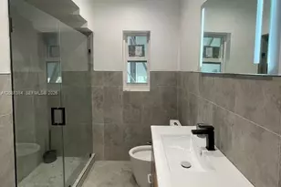 401 NE 14th Ave, Fort Lauderdale, FL 33301 - Photo 12