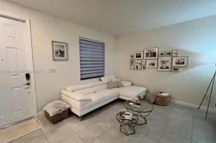 3328 W 114th Terrace, Hialeah, FL 33018 - Photo 8