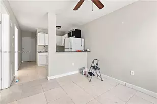 2031-2040 Wright, Fort Myers, FL 33916 - Photo 8