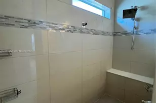4729 Greenway Dr, Hollywood, FL 33021 - Photo 20